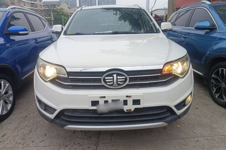 Used FAW Senya R7 2016 1.6L Manual Luxury Model Front