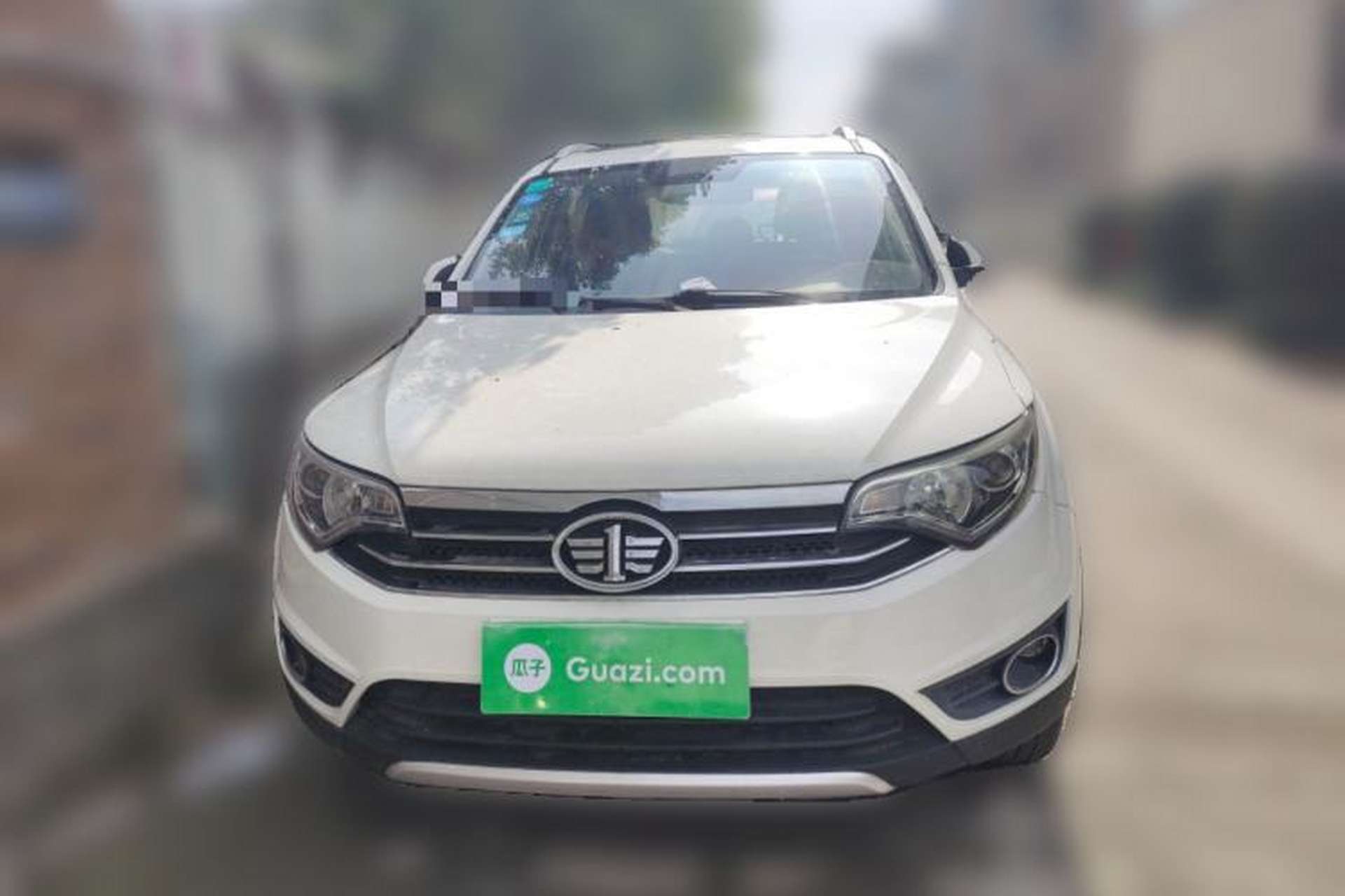 Used FAW Senya R7 2016 1.6L Manual Luxury Version Front