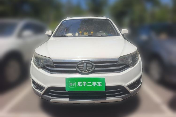 Used FAW Senya R7 2016 1.6L Manual Luxury Model Front