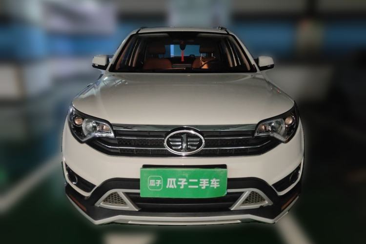 Used FAW Senya R7 2016 1.6L Manual Smart Version Front