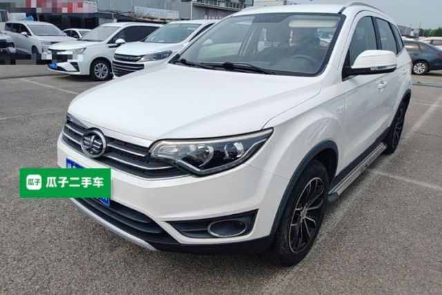 Used FAW Senya R7 2016 1.6L Manual Luxury Model