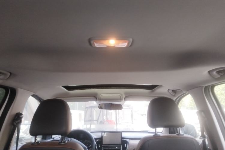 Used FAW Senya R7 2016 1.6L Manual Smart Version Headliner