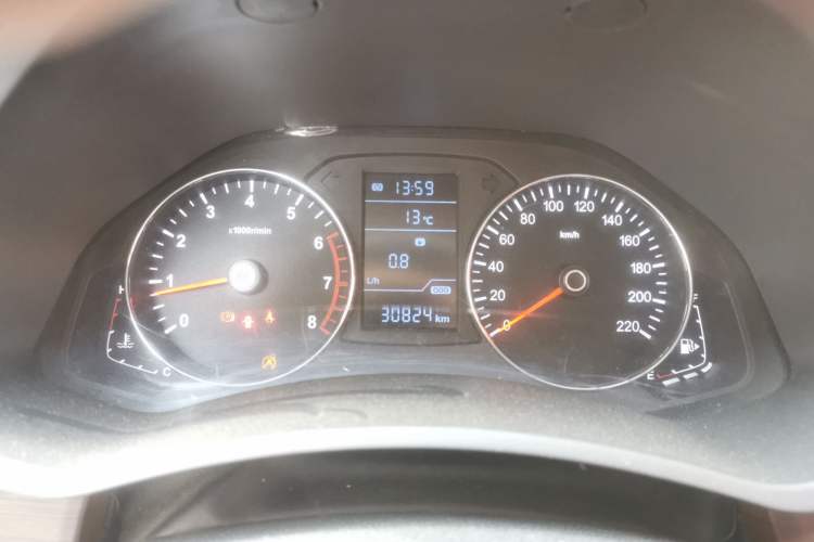 Used FAW Senya R7 2016 1.6L Manual Luxury Model Instrument Cluster