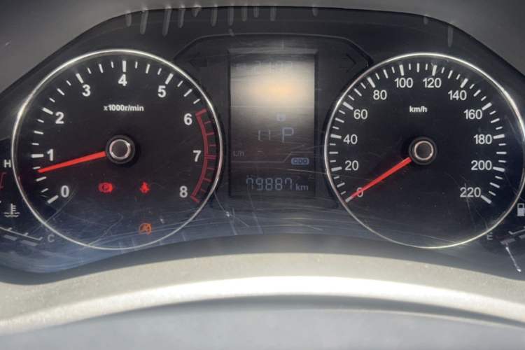 Used FAW Senya R7 2016 1.6L Automatic Luxury Model Instrument Cluster