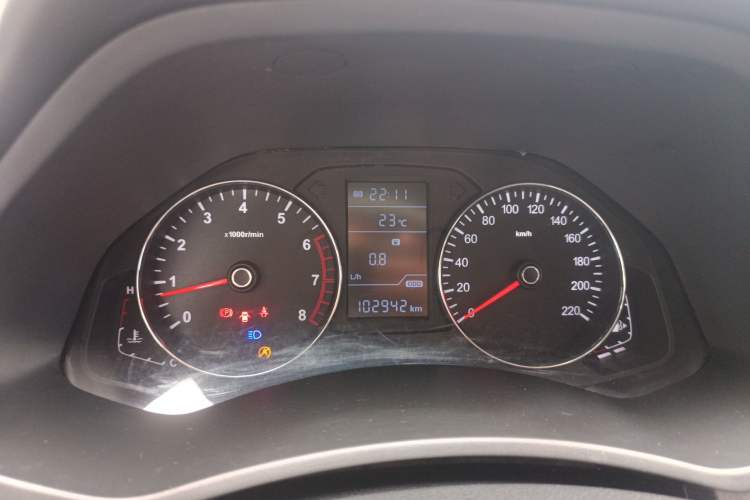Used FAW Senya R7 2016 1.6L Manual Luxury Model Instrument Cluster