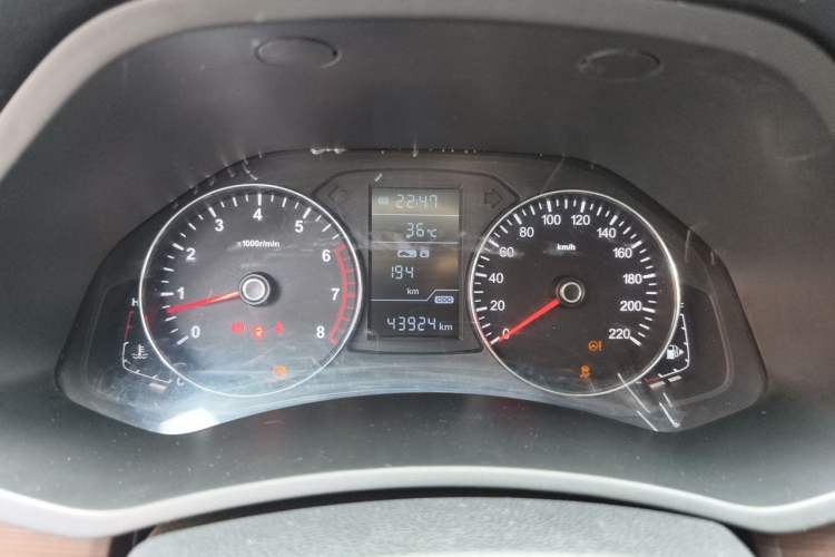 Used FAW Senya R7 2016 1.6L Manual Luxury Model Instrument Cluster