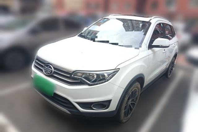 Ojetý FAW Senya R7 2016 1.6L Manual Smart Version