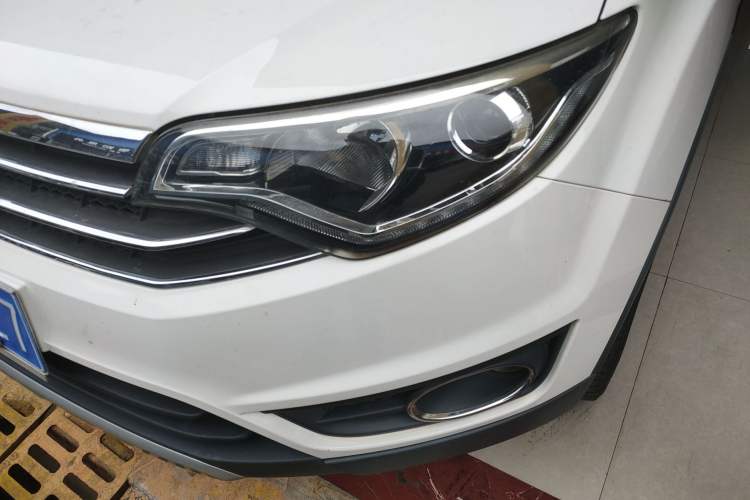 Used FAW Senya R7 2016 1.6L Automatic Smart Version Left Front Headlight