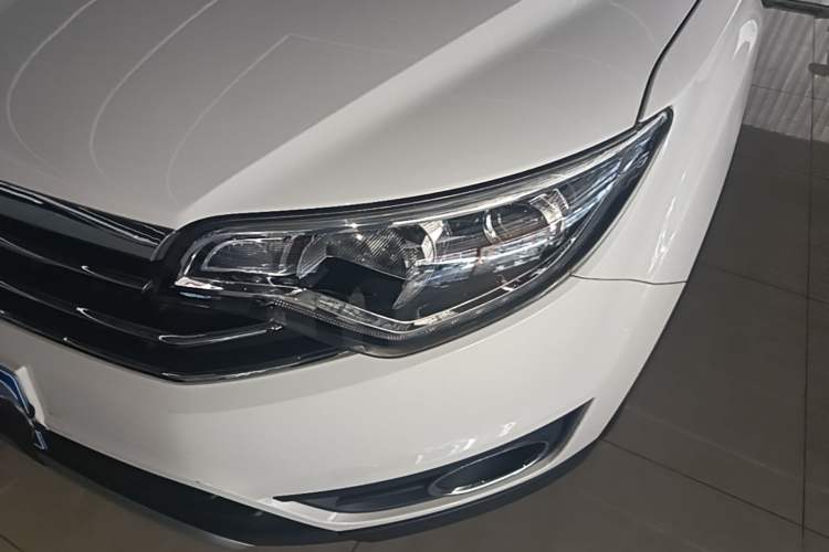 Used FAW Senya R7 2016 1.6L Automatic Smart Version Left Front Headlight