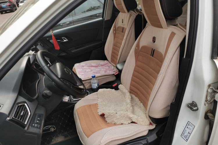 Used FAW Senya R7 2016 1.6L Manual Luxury Model Left Front Seat