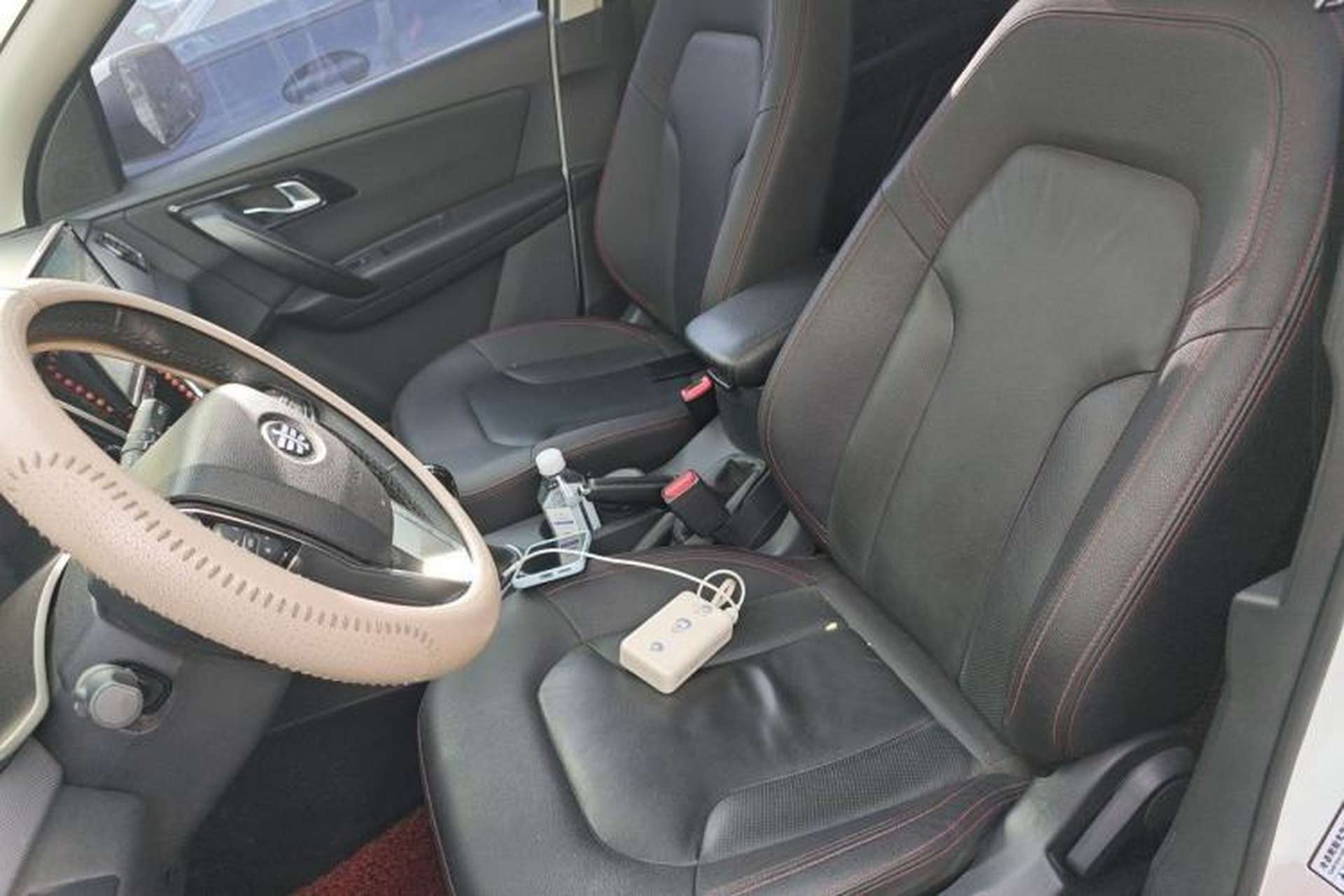 Used FAW Senya R7 2016 1.6L Manual Luxury Model Left Front Seat