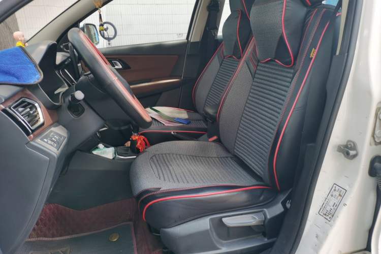 Used FAW Senya R7 2016 1.6L Manual Smart Version Left Front Seat