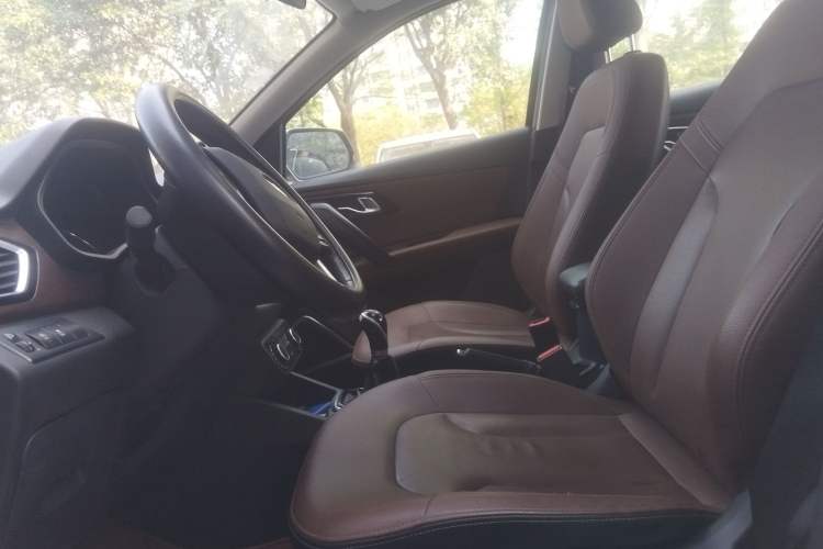 Used FAW Senya R7 2016 1.6L Manual Smart Version Left Front Seat