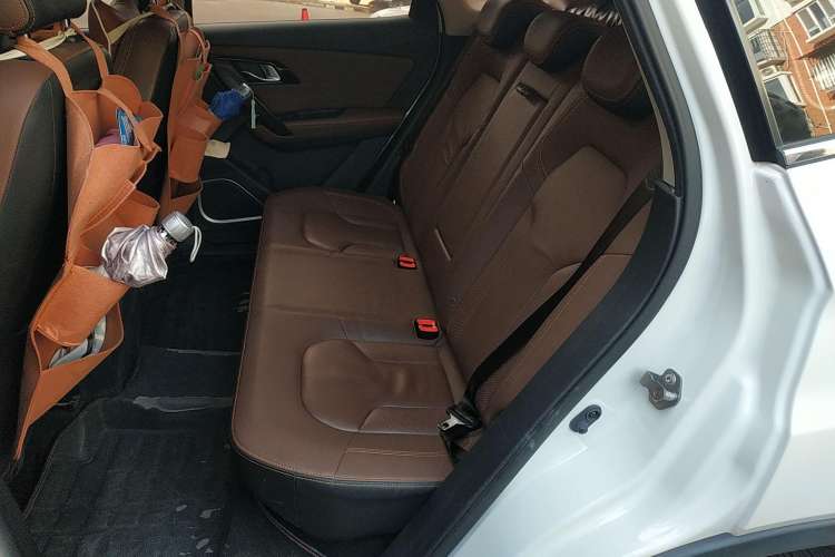 Used FAW Senya R7 2016 1.6L Automatic Prestige Model Left Rear Seat