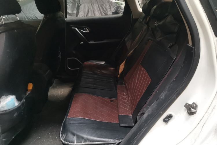 Used FAW Senya R7 2016 1.6L Manual Smart Version Left Rear Seat