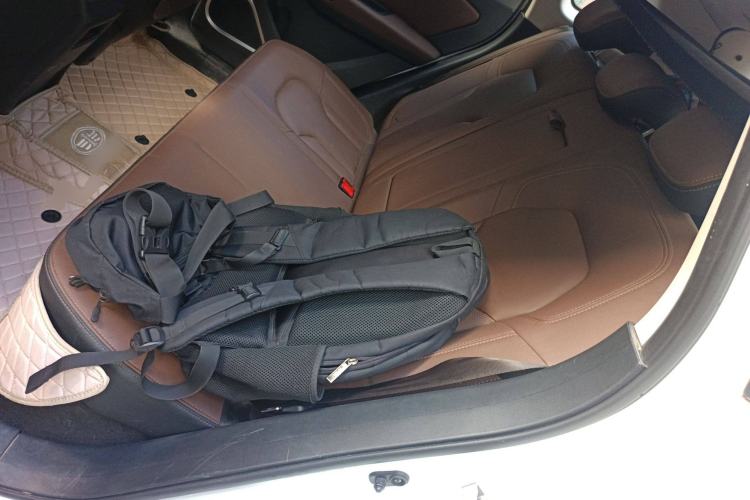 Used FAW Senya R7 2016 1.6L Manual Smart Version Left Rear Seat
