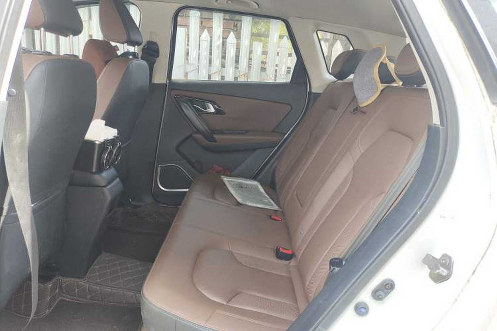 Used FAW Senya R7 2016 1.6L Manual Luxury Version Left Rear Seat