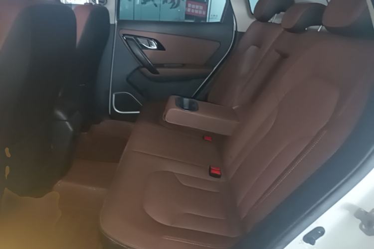 Used FAW Senya R7 2016 1.6L Automatic Smart Version Left Rear Seat