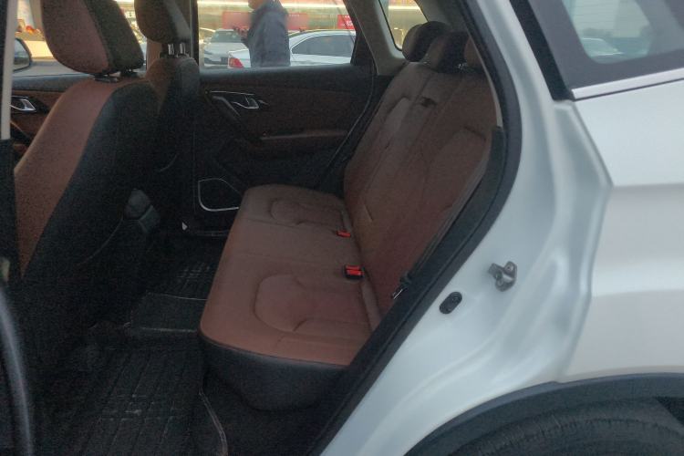 Used FAW Senya R7 2016 1.6L Automatic Prestige Model Left Rear Seat