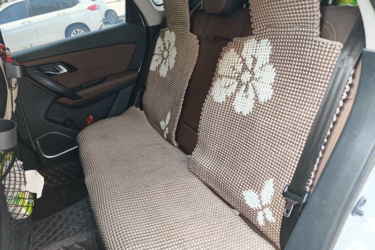 Used FAW Senya R7 2016 1.6L Manual Luxury Model Left Rear Seat