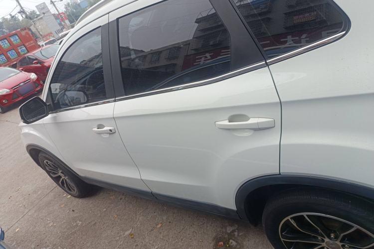 Used FAW Senya R7 2016 1.6L Manual Luxury Model Left Side