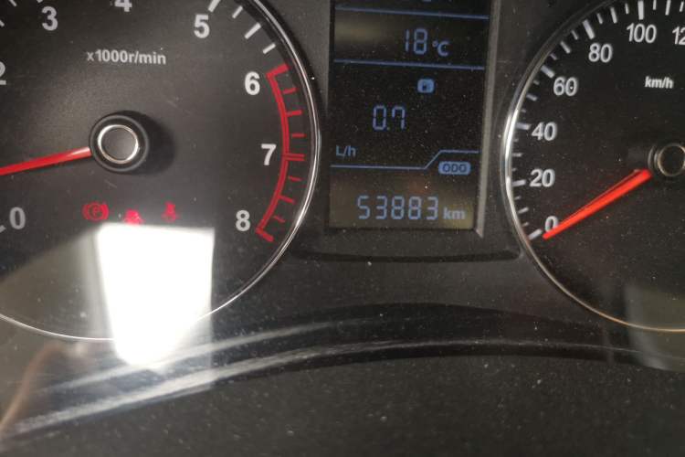 Used FAW Senya R7 2016 1.6L Manual Luxury Model Odometer Close Up