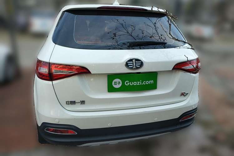 Used FAW Senya R7 2016 1.6L Automatic Prestige Model Rear