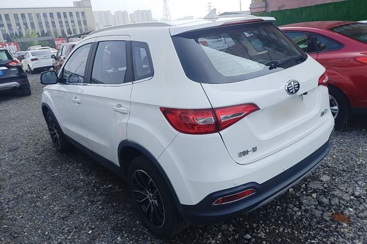Used FAW Senya R7 2016 1.6L Manual Luxury Model Rear Left 45 Deg