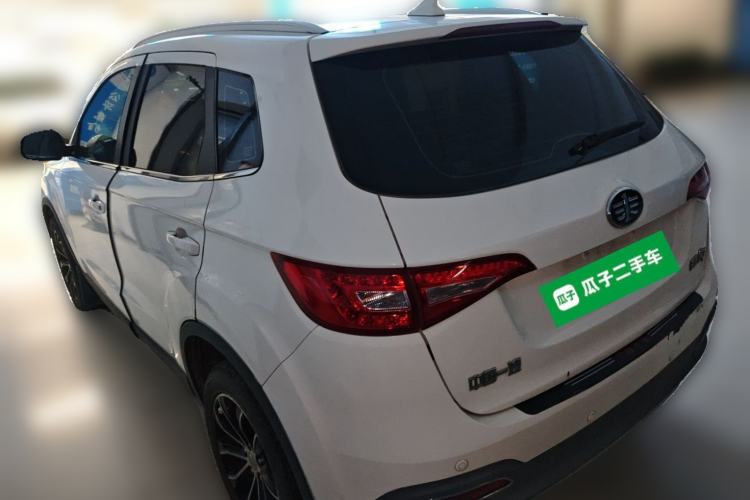 Used FAW Senya R7 2016 1.6L Manual Luxury Model Rear Left 45 Deg