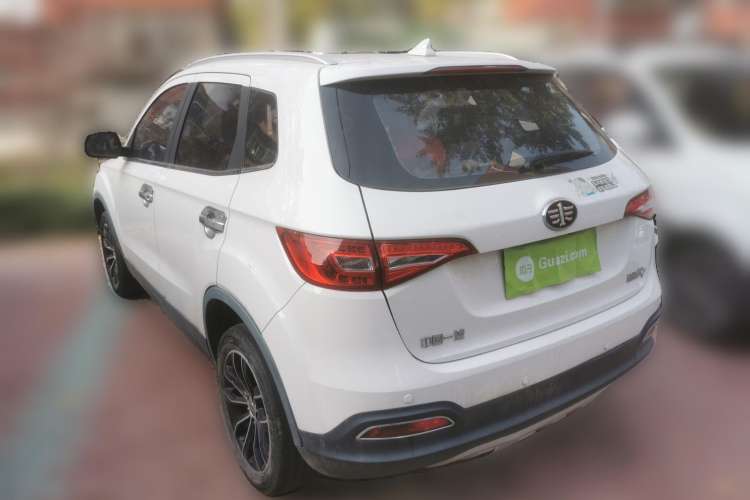 Used FAW Senya R7 2016 1.6L Manual Luxury Model Rear Left 45 Deg