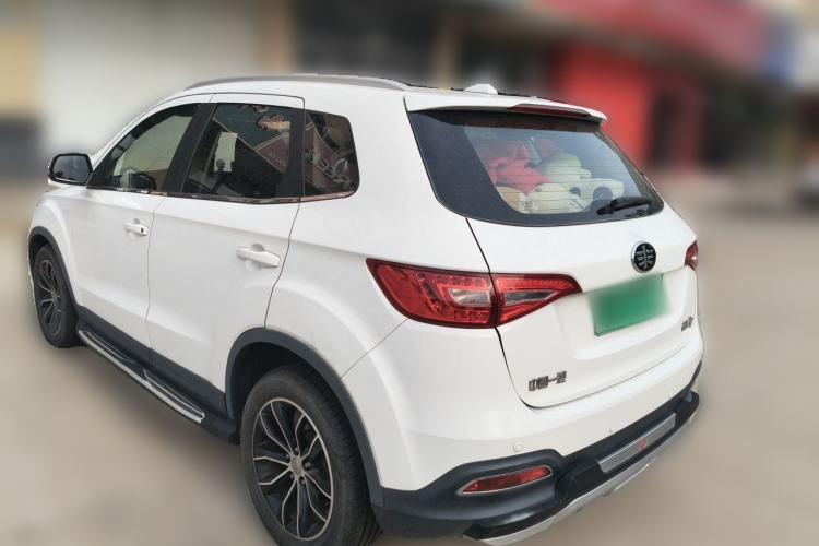 Used FAW Senya R7 2016 1.6L Manual Smart Version Rear Left 45 Deg