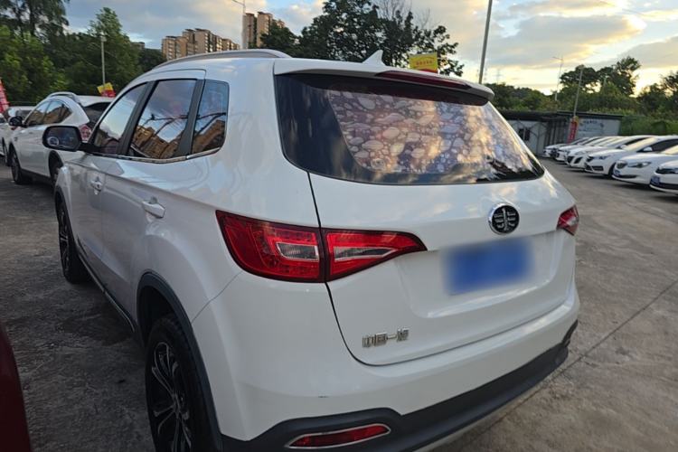 Used FAW Senya R7 2016 1.6L Automatic Luxury Model Rear Left 45 Deg