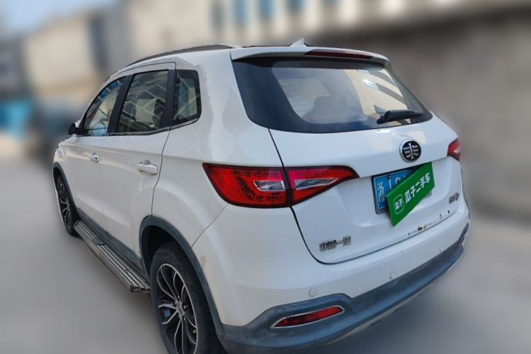 Used FAW Senya R7 2016 1.6L Manual Smart Version Rear Left 45 Deg