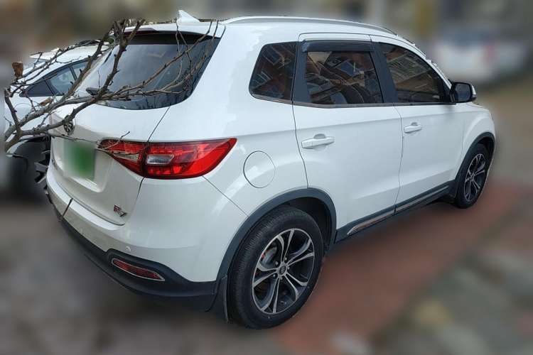 Used FAW Senya R7 2016 1.6L Automatic Prestige Model Rear Right 45 Deg
