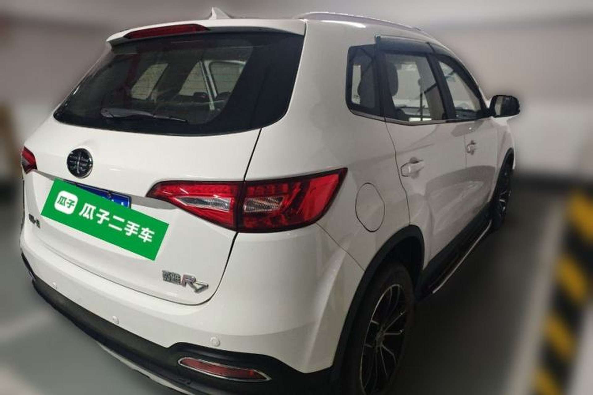 Used FAW Senya R7 2016 1.6L Manual Luxury Model Rear Right 45 Deg