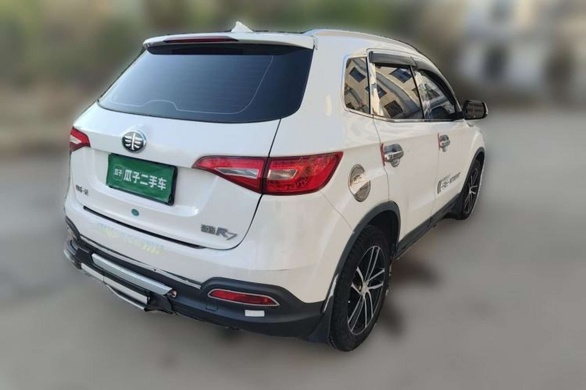 Used FAW Senya R7 2016 1.6L Manual Comfort Model Rear Right 45 Deg