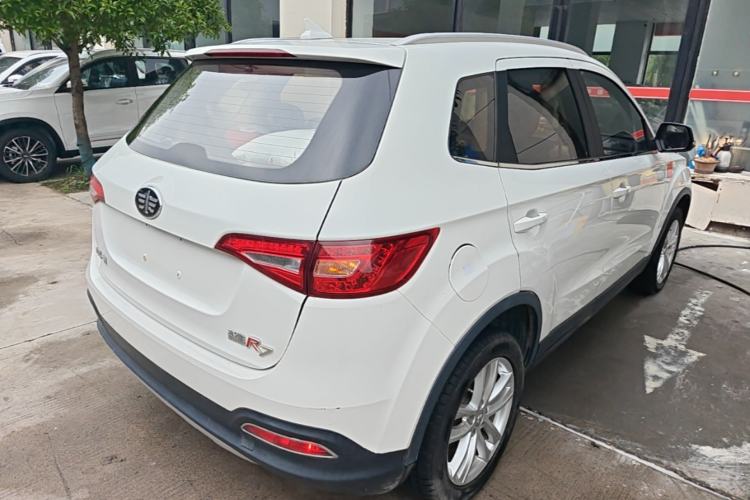 Used FAW Senya R7 2016 1.6L Manual Comfort Model Rear Right 45 Deg