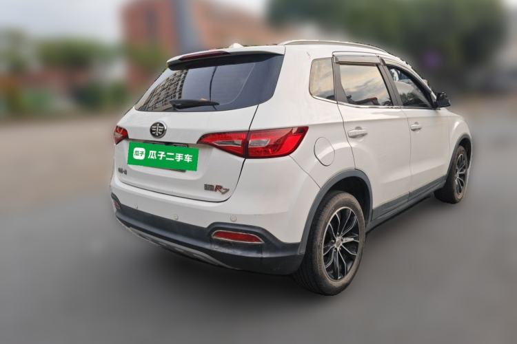 Used FAW Senya R7 2016 1.6L Manual Smart Version Rear Right 45 Deg
