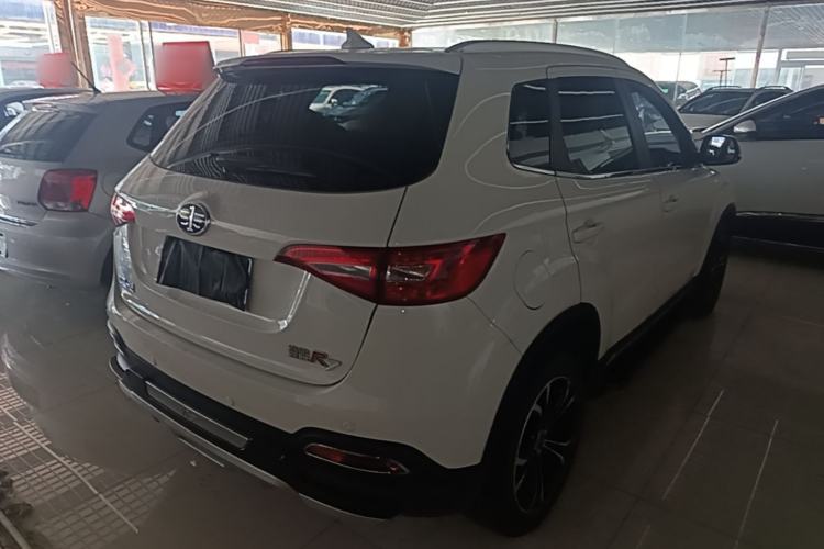 Used FAW Senya R7 2016 1.6L Automatic Smart Version Rear Right 45 Deg