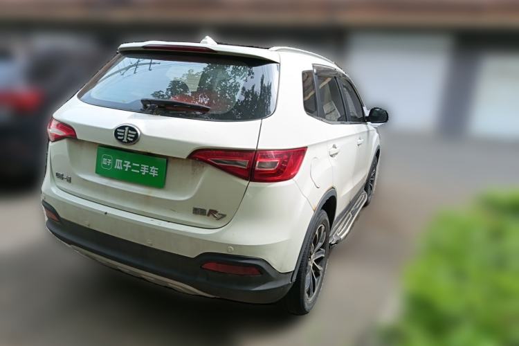 Used FAW Senya R7 2016 1.6L Manual Luxury Model Rear Right 45 Deg