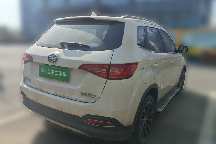 Used FAW Senya R7 2016 1.6L Manual Luxury Model Rear Right 45 Deg