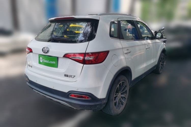 Used FAW Senya R7 2016 1.6L Manual Smart Version Rear Right 45 Deg