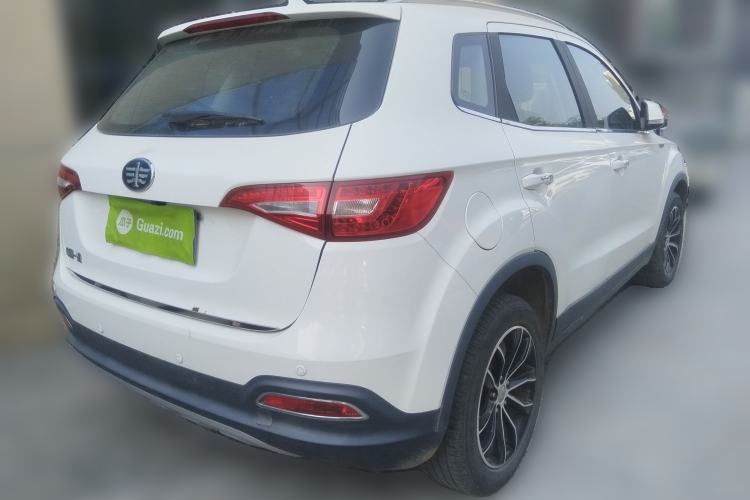 Used FAW Senya R7 2016 1.6L Manual Smart Version Rear Right 45 Deg