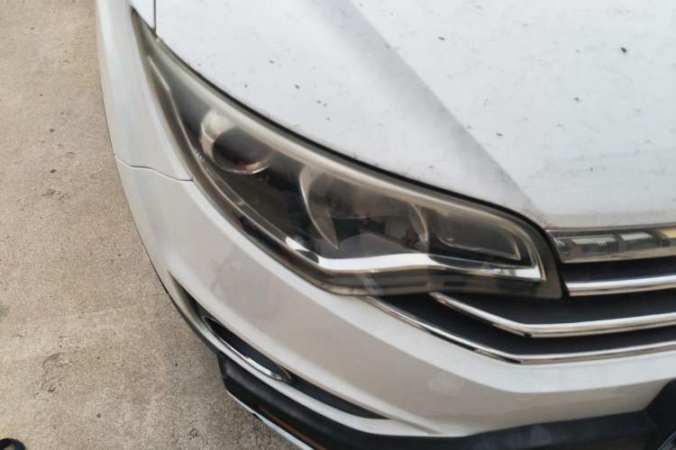 Used FAW Senya R7 2016 1.6L Manual Smart Version Right Front Headlight