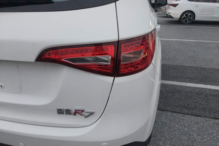 Used FAW Senya R7 2016 1.6L Automatic Prestige Model Right Rear Taillight