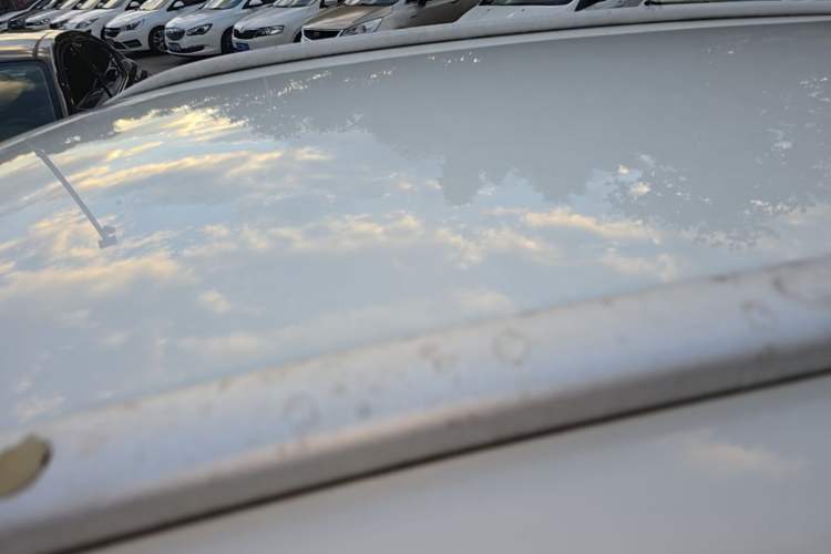 Used FAW Senya R7 2016 1.6L Automatic Luxury Model Roof