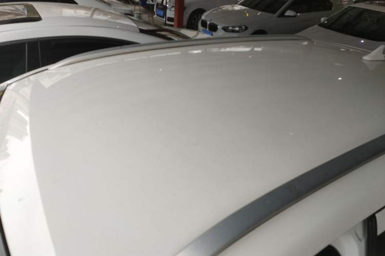 Used FAW Senya R7 2016 1.6L Automatic Smart Version Roof