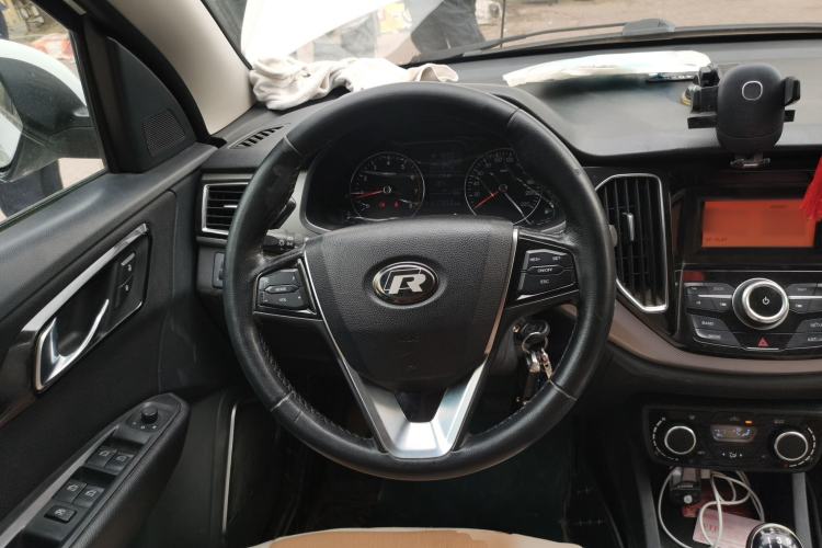 Used FAW Senya R7 2016 1.6L Manual Luxury Model Steering Wheel