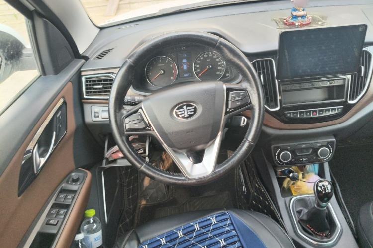 Used FAW Senya R7 2016 1.6L Manual Smart Version Steering Wheel
