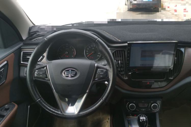 Used FAW Senya R7 2016 1.6L Manual Luxury Model Steering Wheel